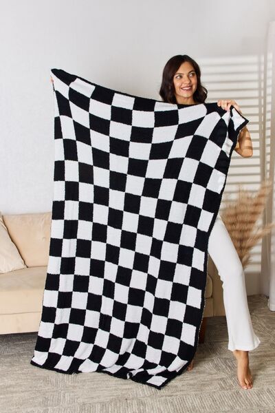 Cuddley Checkered Decorative Throw Blanket DOD