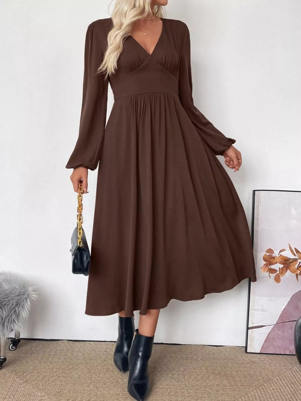 Jasper V-Neck Balloon Sleeve Midi Dress