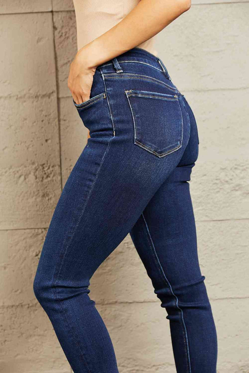 Hilda BAYEAS Mid Rise Slim Jeans