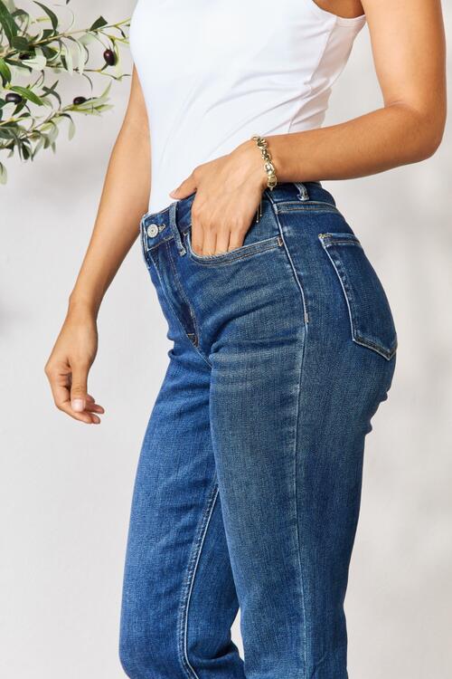 Lana BAYEAS Cropped Straight Jeans